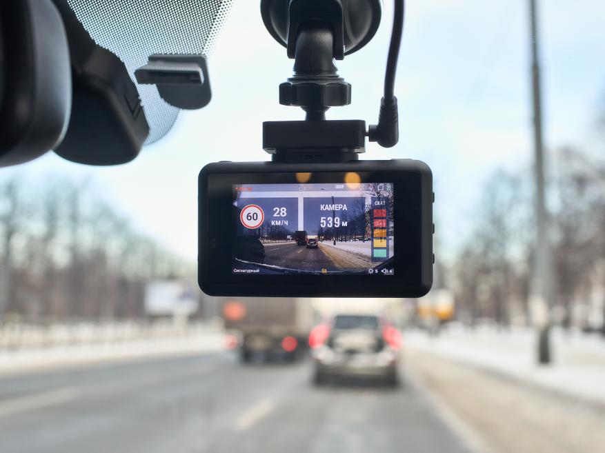 Как выбрать автомобильный видеорегистратор: что важно при покупке